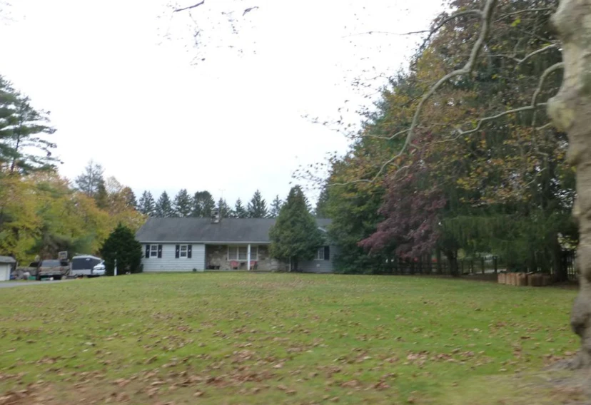 936 Tennis Avenue