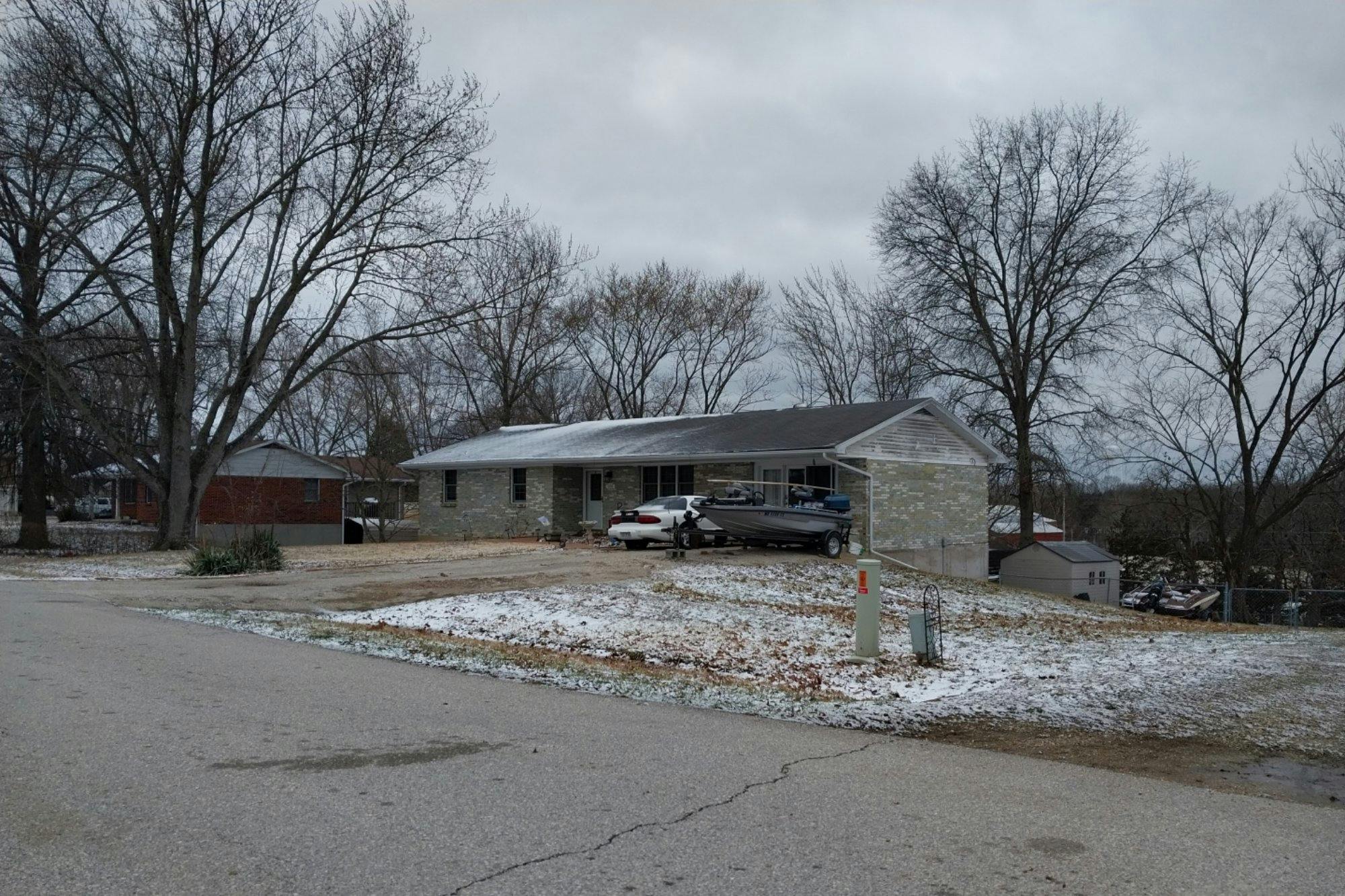Dove Lake Rd, Jefferson City, MO 65101