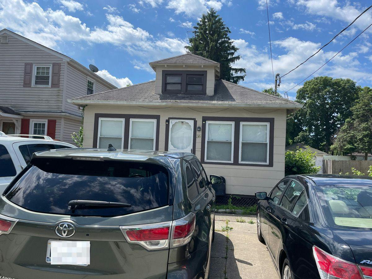 5th Ave, Brentwood, NY 11717