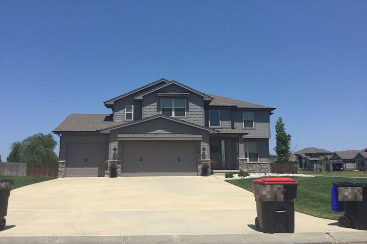 588 Savannah Dr Greenwood, MO 64034, Jackson County