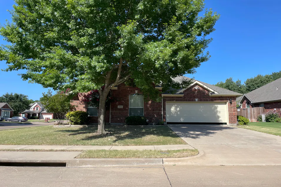 2501 Blossom Trl Mansfield, TX 76063, Tarrant County