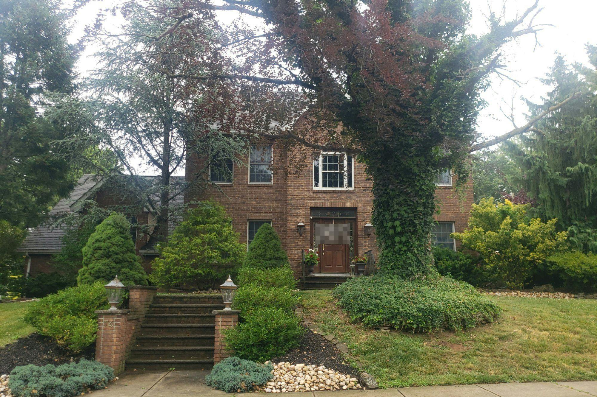 Robins Pl, Metuchen, NJ 08840 #1