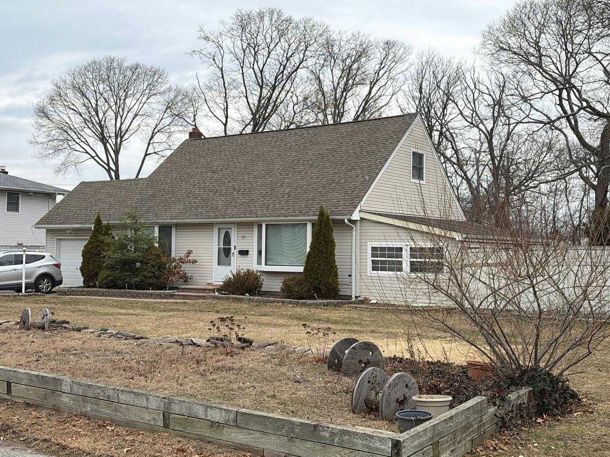 Beecher Ave, East Islip, NY 11730