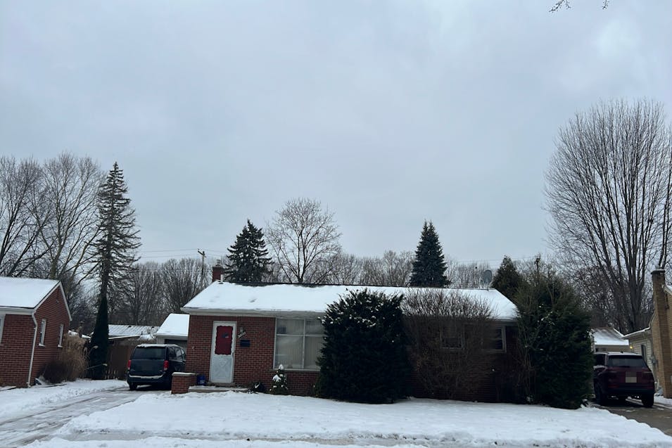 36935 Greenbush Rd Wayne, MI 48184-1128, Wayne County