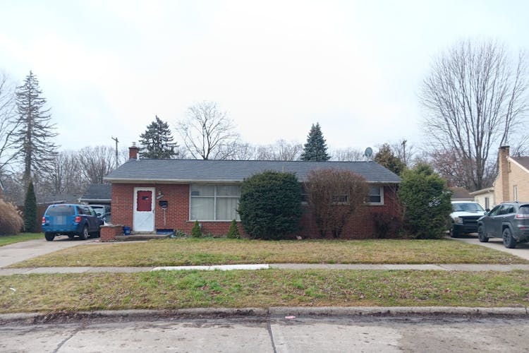 36935 Greenbush Rd Wayne, MI 48184-1128, Wayne County