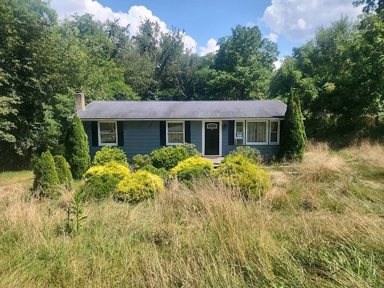 221 Old Orchard Way Johnstown, PA 15905, Cambria County