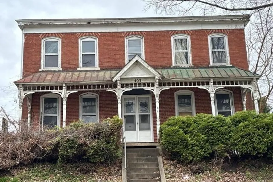 403 S 6th St Burlington, IA 52601, Des Moines County