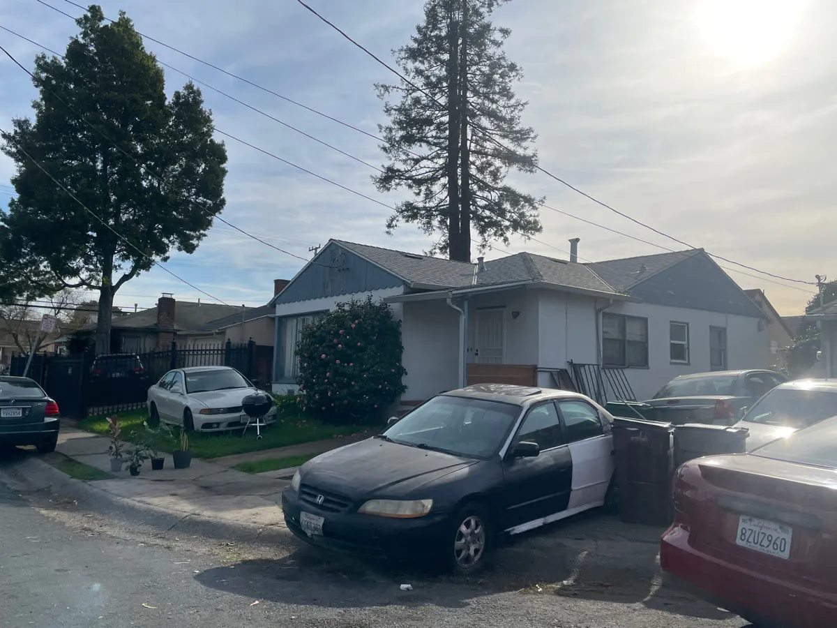 Dowling St, Oakland, CA 94605 #1