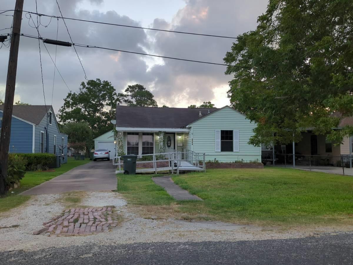 2nd Ave, Port Arthur, TX 77642