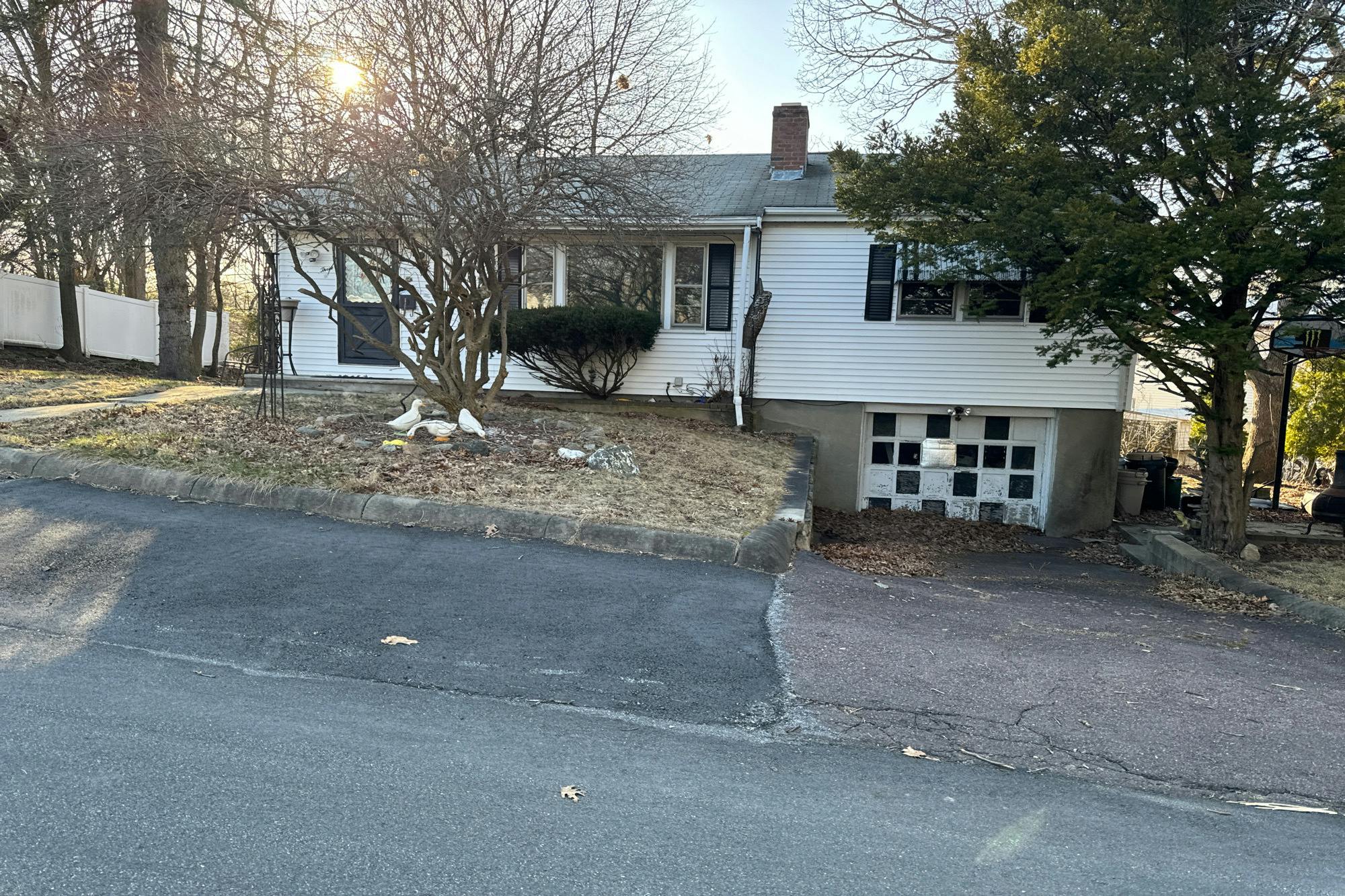 Frank St, Woburn, MA 01801 #1