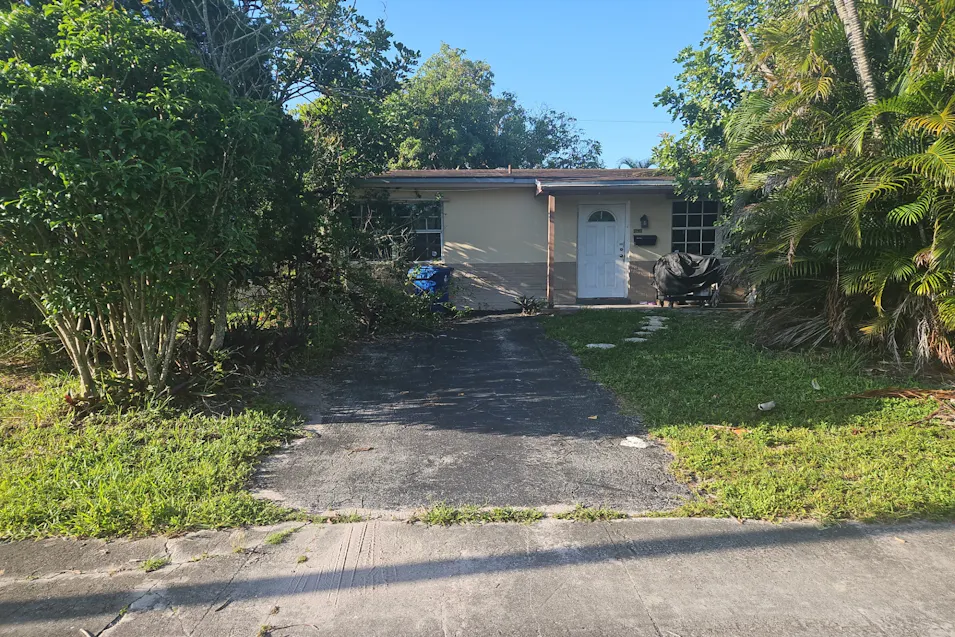 8630 NW 25th St Sunrise, FL 33322, Broward County