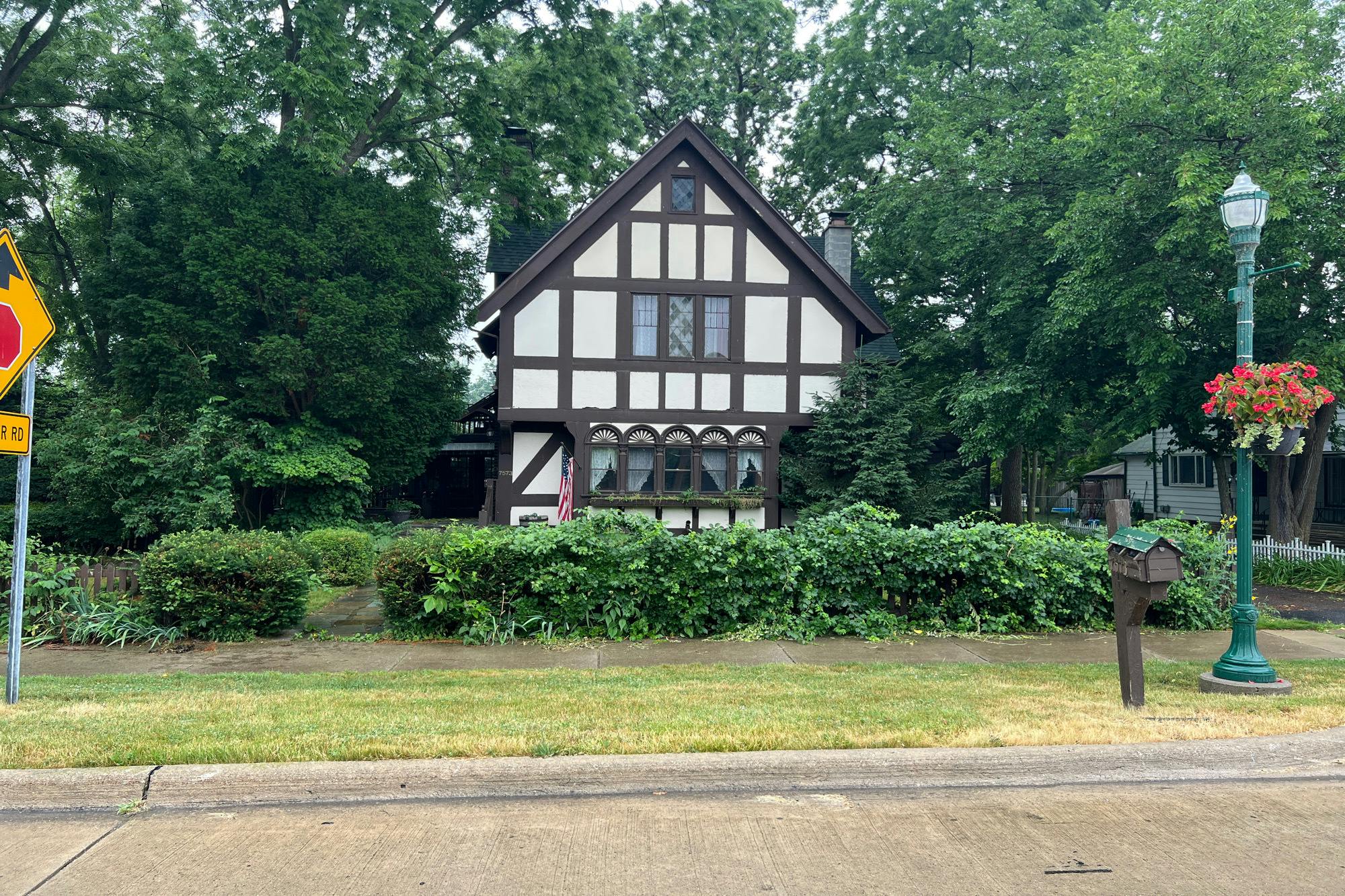 7573 St, Grosse Ile, MI, 48138, USA