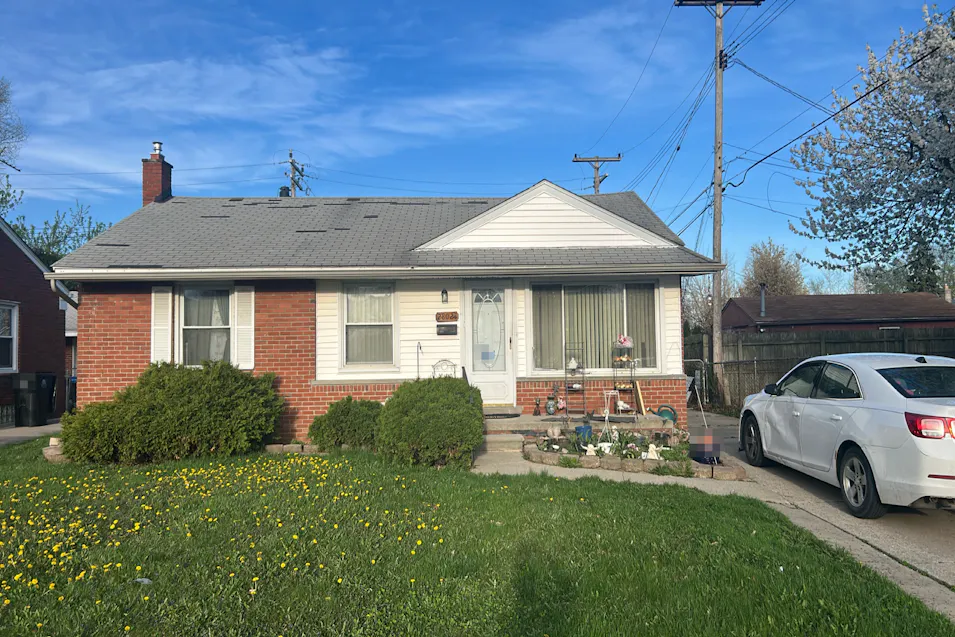 28028 Edward Roseville, MI 48066, Macomb County