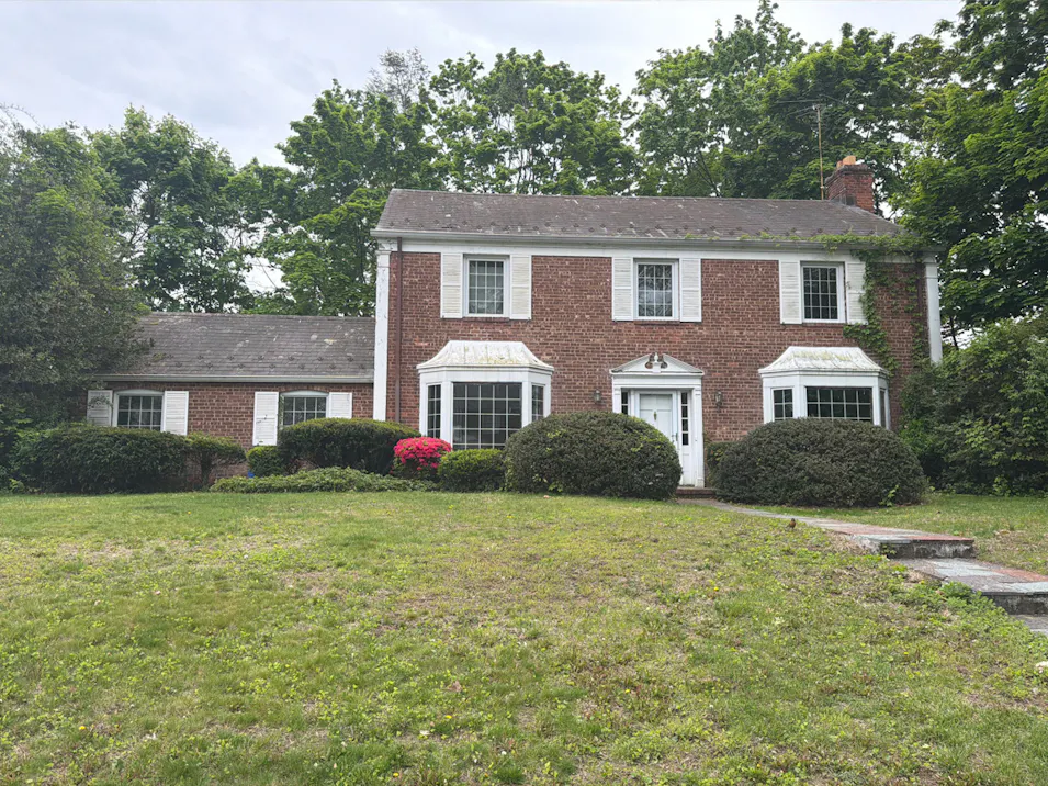 160 Kensett Road Manhasset, NY 11030, Nassau County