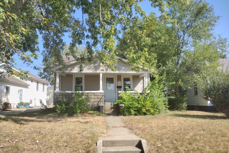 208 George Street Mishawaka, IN 46544, St. Joseph County