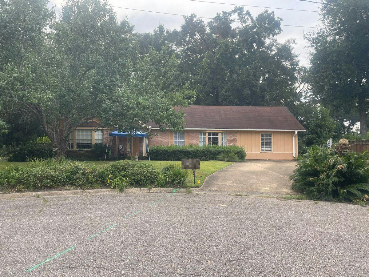 Ravens Ct, Ocean Springs, MS 39564