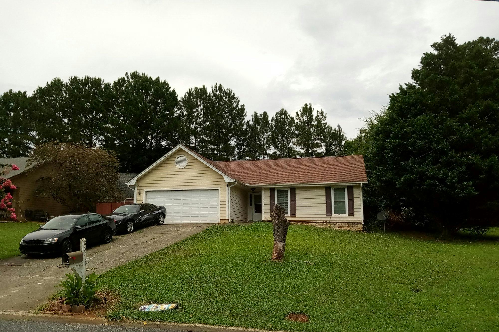 Harbins Cove Dr, Lilburn, GA 30047