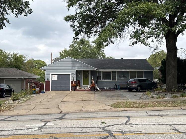 6930 Vine Street Lincoln, NE 68505, Lancaster County