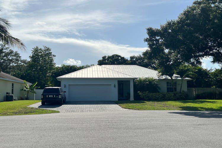 1285 26th Ave Vero Beach, FL 32960, Indian River County