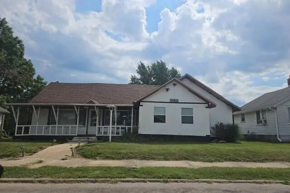 1925 W 11th St Muncie, IN 47302, Delaware County