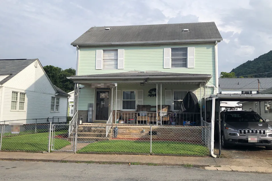 80 B Street Boomer, WV 25031, Fayette County