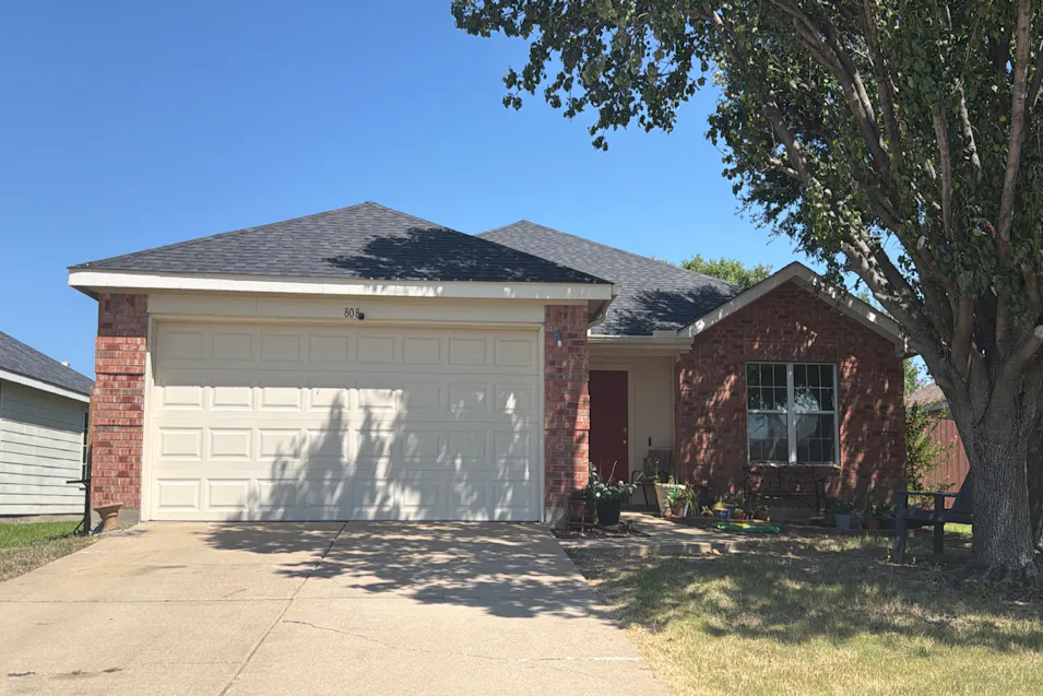 808 Sierra Cir Burleson, TX 76028, Johnson County