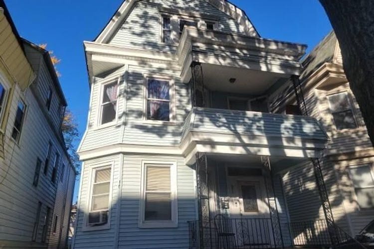 32 Rhode Island Ave East Orange, NJ 07018, Essex County