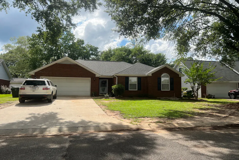 103 Mayfair Cir Warner Robins, GA 31093, Houston County