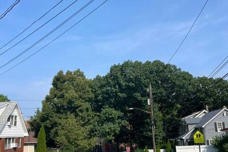 Stanley Ave, Staten Island, NY 10301