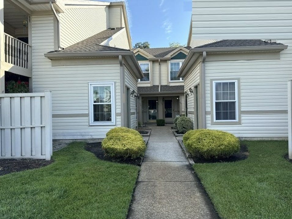 265 Steeplechase Ct Woodbury, NJ 08096, Gloucester County