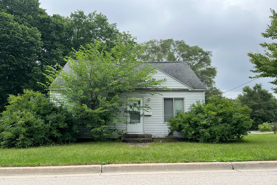 1896 Hudson St Muskegon, MI 49441, Muskegon County