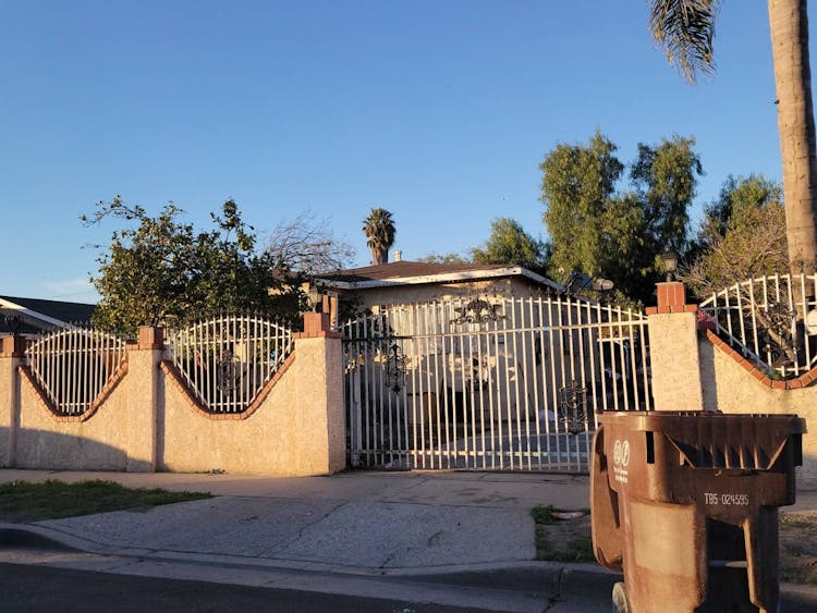 931 W 133rd St Compton, CA 90222, Los Angeles County