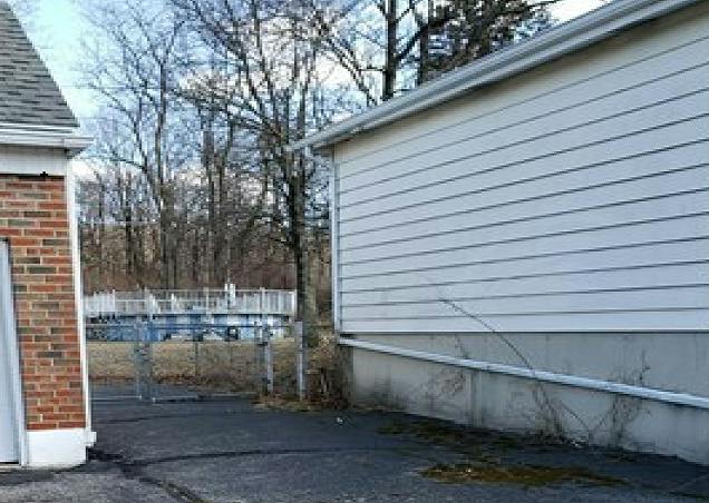 Garfield Ave, Frackville, PA 17931