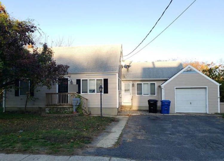 634 Bray Ave, Port Monmouth, NJ, 07758, USA