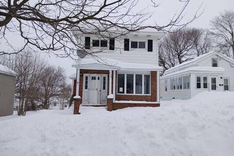 265 W 8th Street Oswego, NY 13126, Oswego County