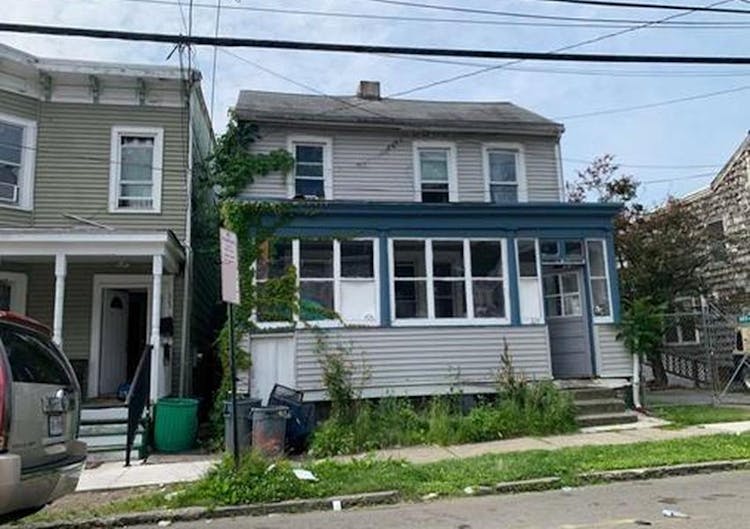 325 1st St Newburgh, NY 12550, Orange County