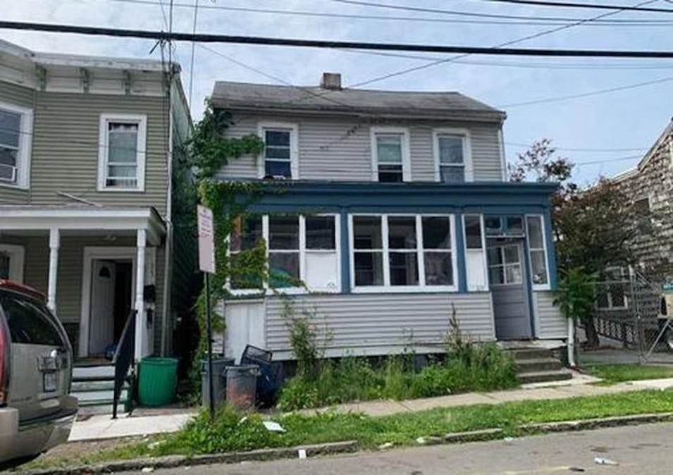 325 1st St Newburgh, NY 12550, Orange County