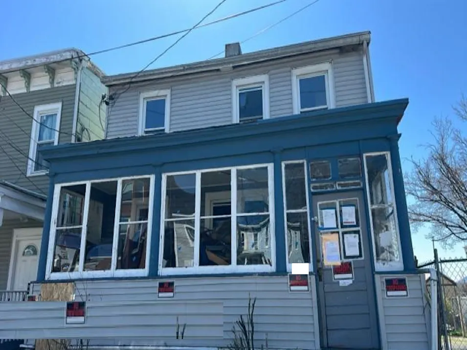 325 1st St Newburgh, NY 12550, Orange County