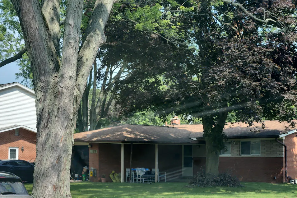 22258 Ontaga St Farmington Hills, MI 48336-3844, Oakland County