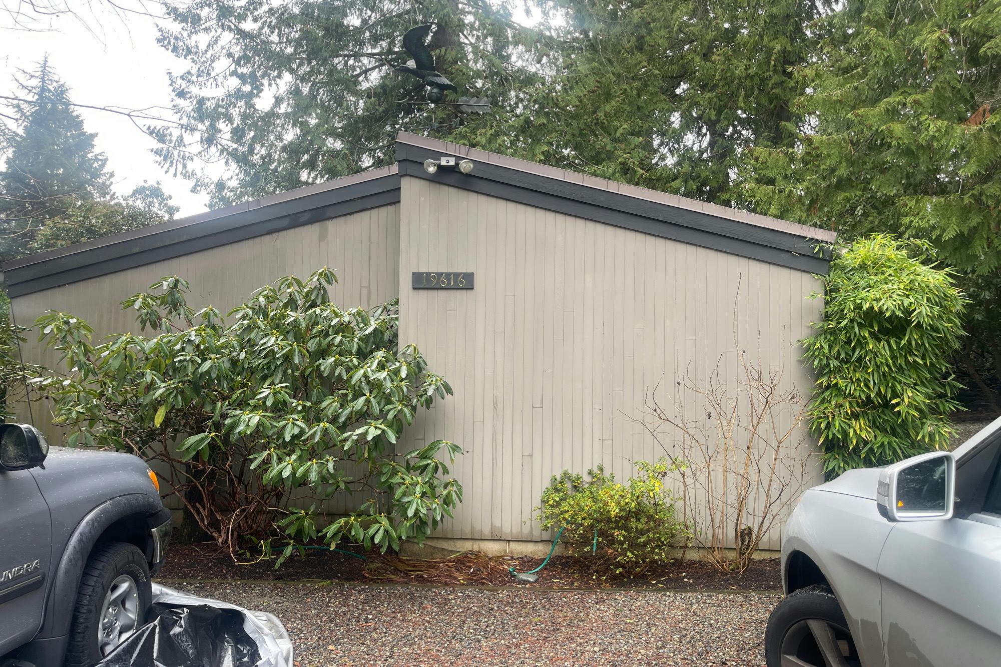 33rd Pl, Sammamish, WA 98074 #1