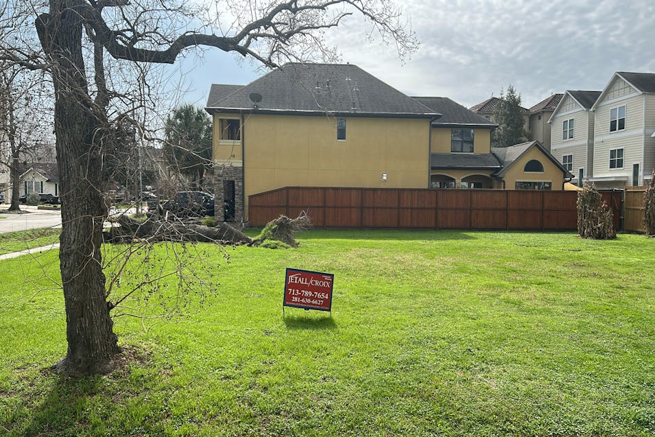 5803 Blossom Street Houston, TX 77007, Harris County