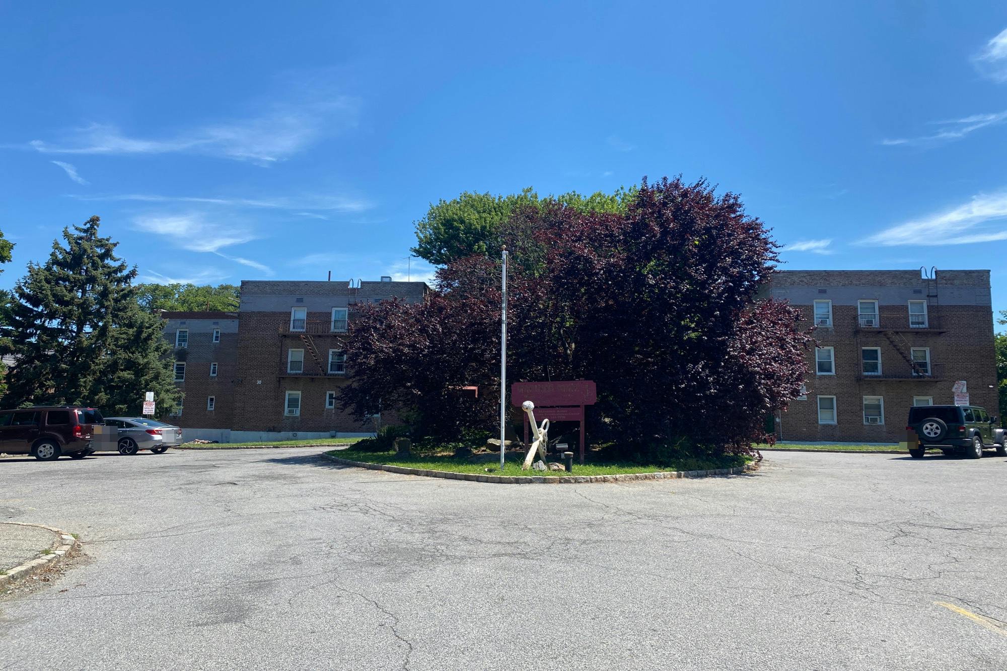 30 Davenport Ave 1B, New Rochelle, NY, 10805, USA