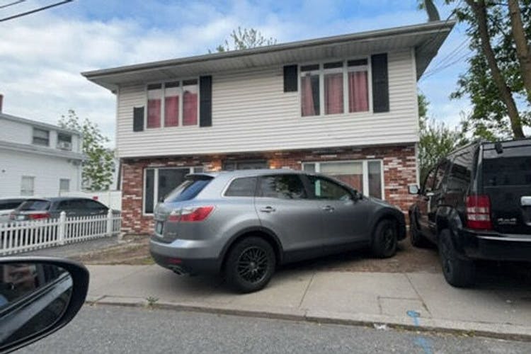 43 Grape Street Providence, RI 02908, Providence County