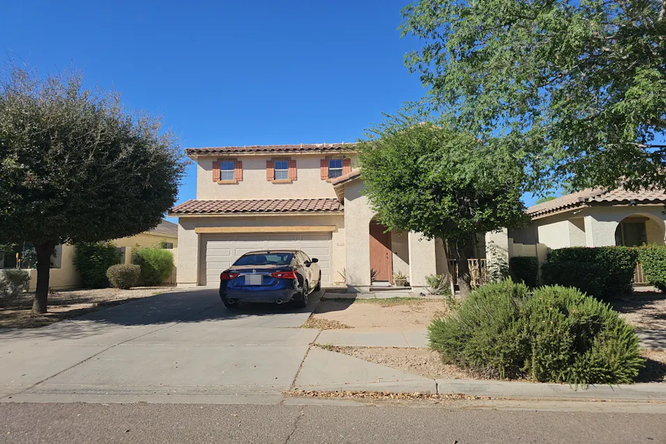2520 W Alta Vista Rd Phoenix, AZ 85041, Maricopa County