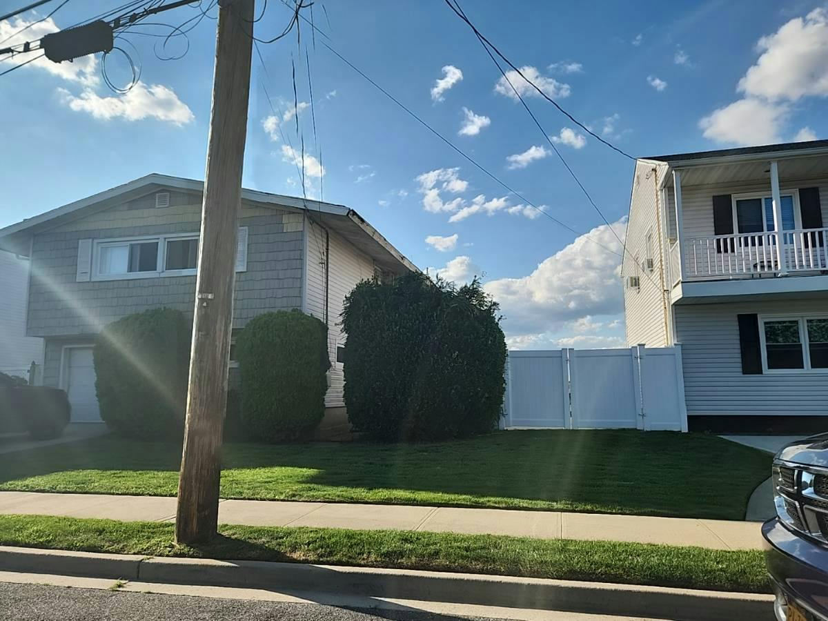 Meister Blvd, Freeport, NY 11520 #1