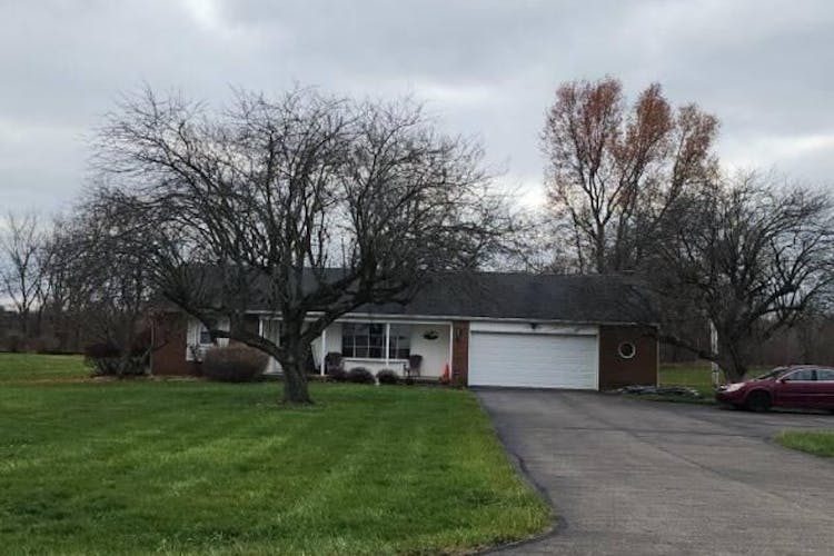 687 W Main Street Ashville, OH 43103, Pickaway County