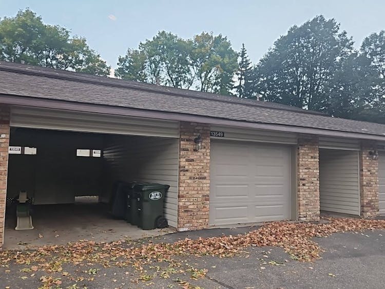 13549 Heather Hills Dr Burnsville, MN 55337, Dakota County