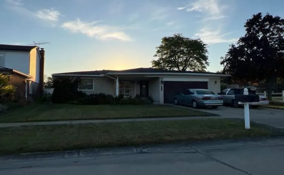 7554 Capri Dr Canton, MI 48187, Wayne County