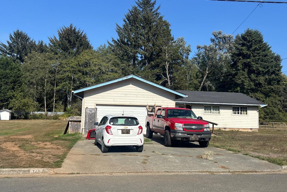 740 Vipond Dr Crescent City, CA 95531, Del Norte County