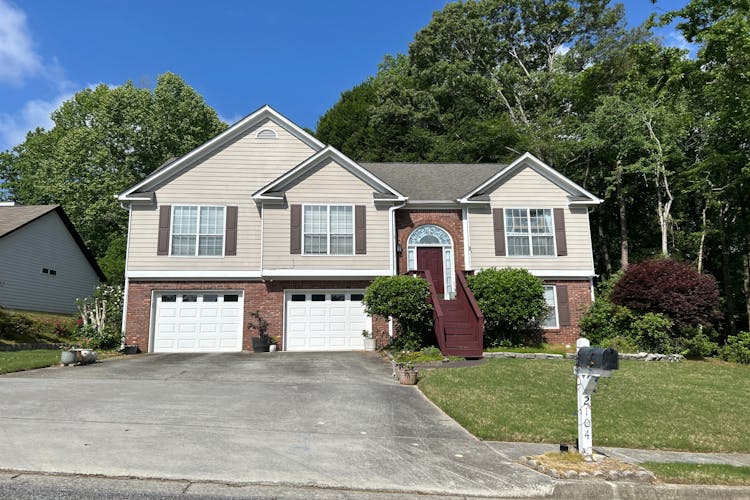 2104 Manor Oak Ln Buford, GA 30519, Gwinnett County